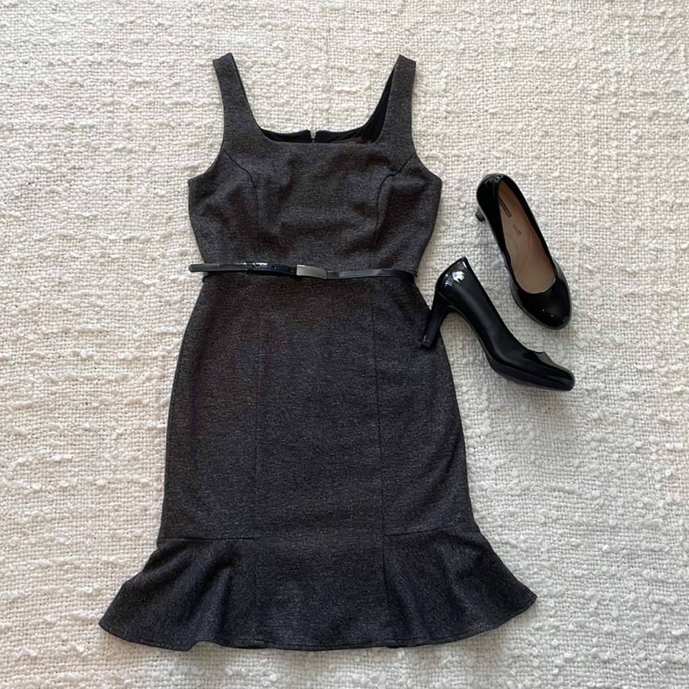 Dark Grey fitted sleeveless ruffle hem dress. With belt. The Limited size 4
